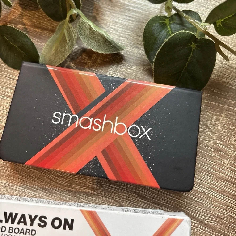 Smashbox Always On Mood Board Eye Shadow Palette FIERY VIBES New